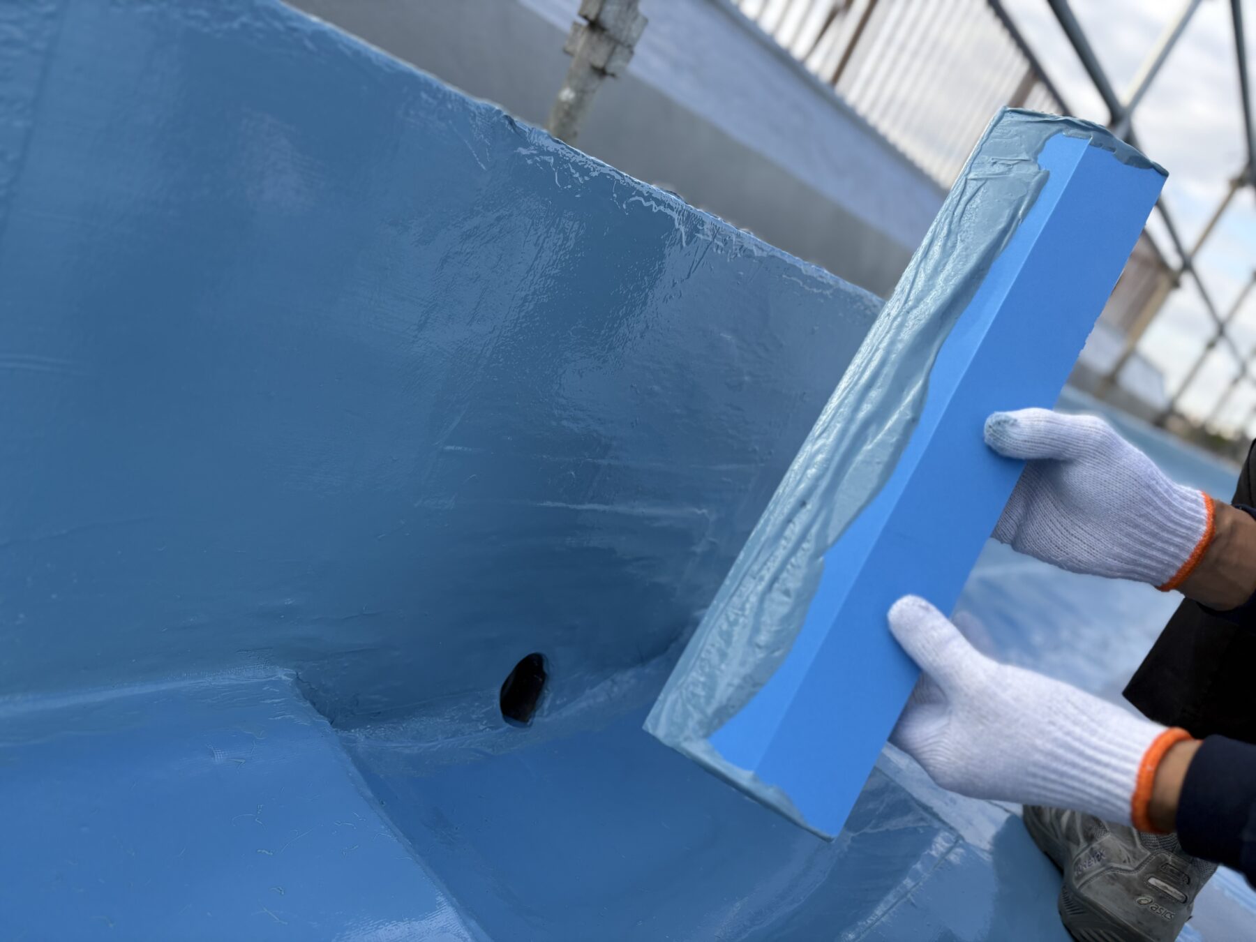 川崎市 Mマンション 屋上防水 ウレタン塗膜 機械固定工法