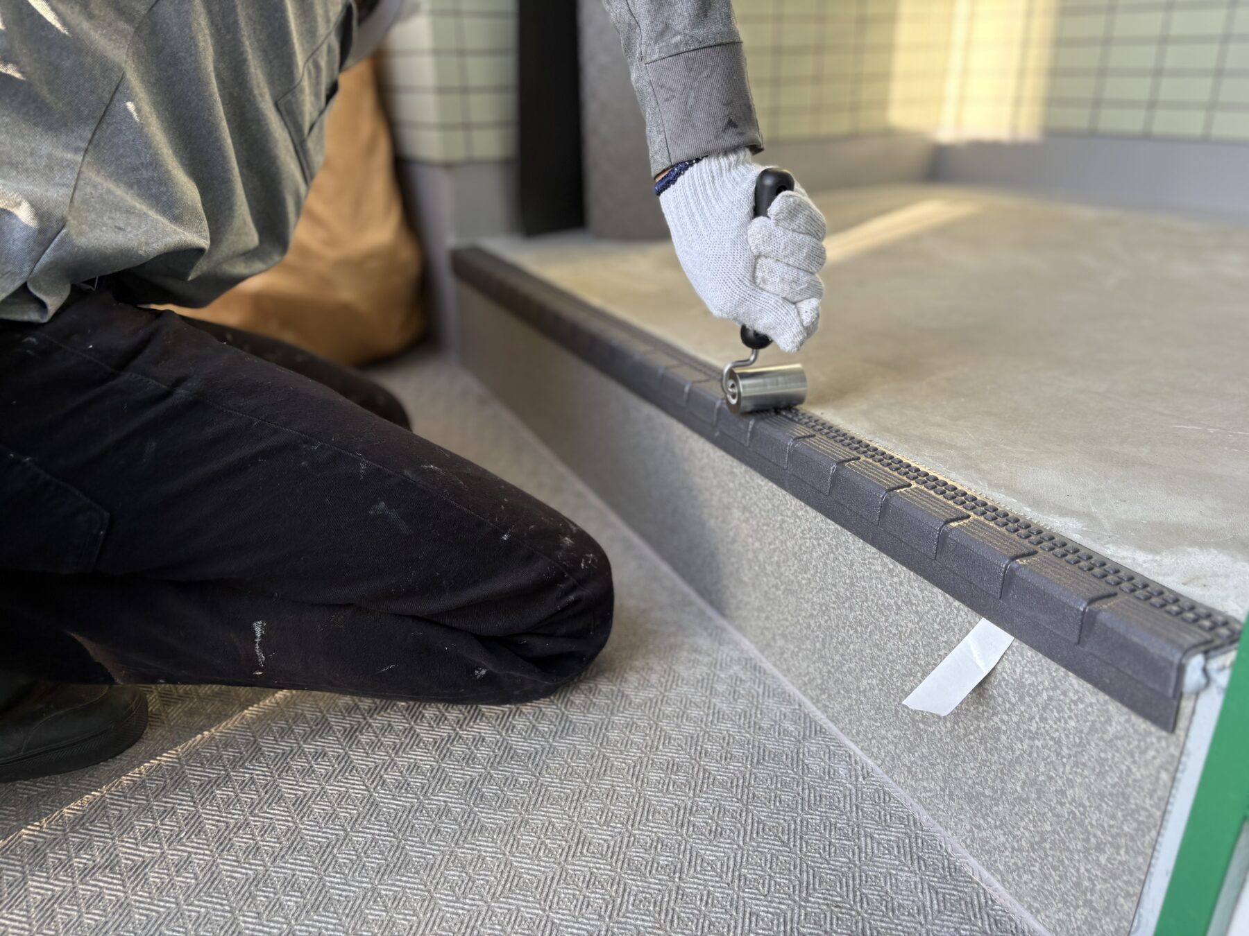 川崎市 Dハイツ 共用廊下 長尺シート工事