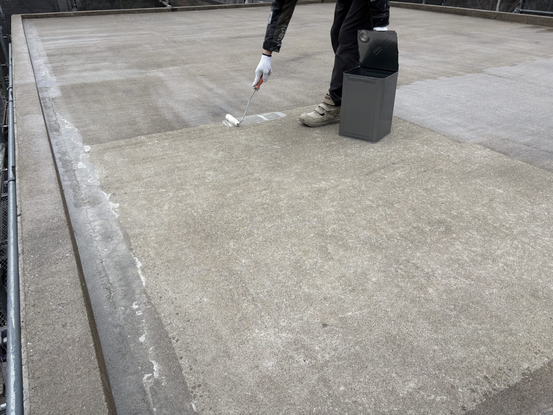 川崎市 Hマンション エントランス屋上防水 ウレタン塗膜密着工法